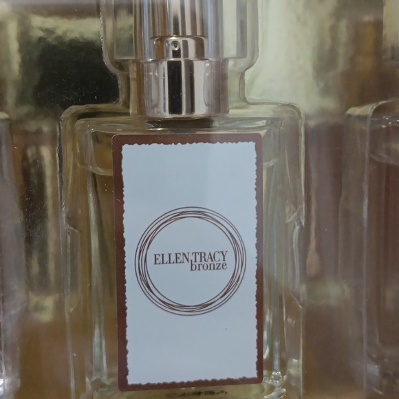 Ellen Tracy perfume - Picture 5 of 9